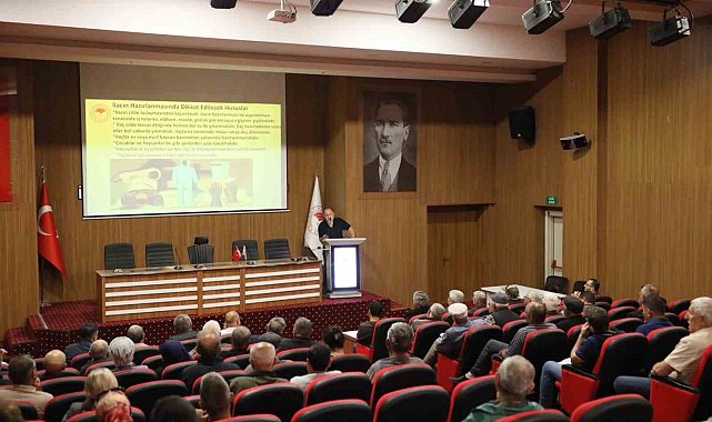 Menteşeli üreticilere "B reçete ve bitki koruma" eğitimi