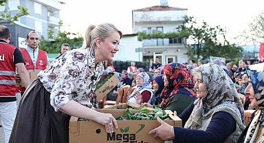Merkezefendi Belediyesi tarıma destek amacıyla binlerce fideyi üreticiye dağıtıldı