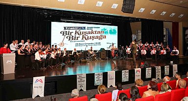 Mersin'de kuşaklar aynı sahnede buluştu