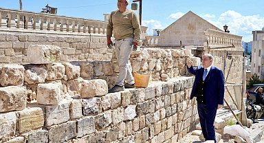 Midyat'ta tarihi doku 'katori' taşıyla hayat buluyor