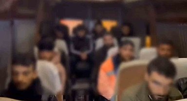 Minibüs dolusu göçmen yakalandı, 3 organizatör tutuklandı