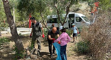 Minik eller ormanlar için seferber oldu