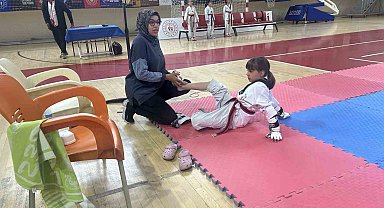 Minikler Taekwondo İl Müsabakaları yapıldı