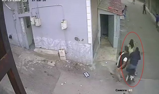 Motosikletin çarptığı kız çocuğu ağır yaralandı