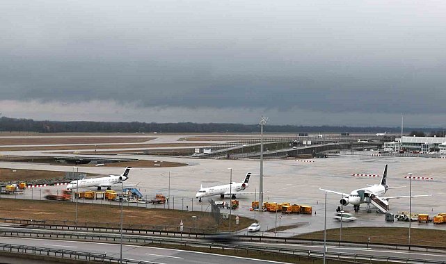 Münih Havalimanı'nda İHA alarmı: Uçuşlar durduruldu