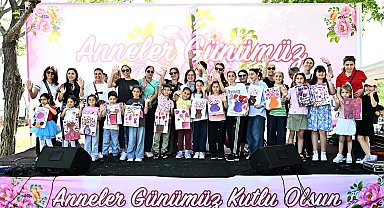 Muratpaşa'dan Anneler Günü'ne özel kutlama