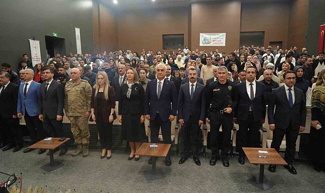 Muş'ta "Engelliler Haftası" etkinlikleri renkli görüntülere sahne oldu