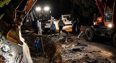 MUSKİ ekiplerinden Torba'daki su isale hattı patlamasına gece müdahalesi