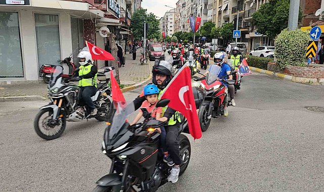 Nazilli'de iki tekerli kutlama