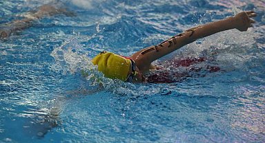 Niğde'de aquathlon heyecanı yaşandı: 203 sporcu Türkiye Şampiyonası bileti aldı