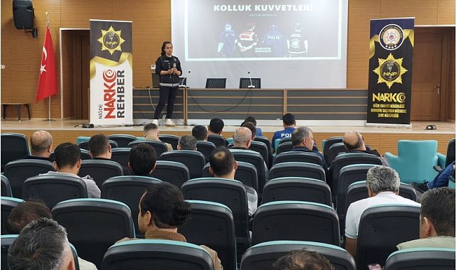 Niğde'de polisten narkotikle mücadelede bilgilendirme çalışmaları