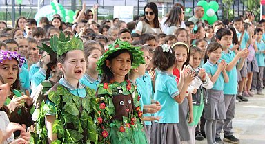 Ödemiş'te öğrencilerin 'Yeşilfest' heyecanı: Sağlıklı yarınlar için buluştular