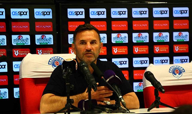 Okan Buruk: "İlk düşüncem, isteğim ve hayalim burada yine nice şampiyonluklar yaşamak"