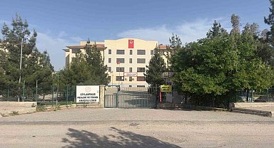 Okulda kalp krizi geçiren lise öğrencisi hayatını kaybetti