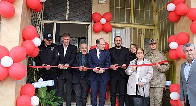 Oltu'da rölyef ve karakalem sergisi açıldı