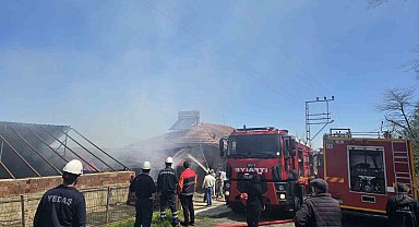 Ordu'da 3 katlı binada yangın
