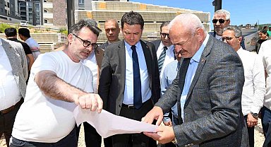Osmangazi yeni modern pazar alanına kavuşmak için gün sayıyor