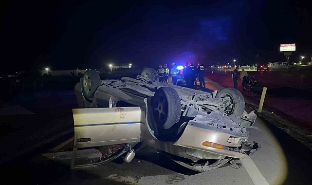 Otomobil beton mikserine arkadan çarptı: 1 ağır yaralı