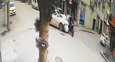 Otomobil ile motosiklet kafa kafaya çarpıştı: 1 yaralı