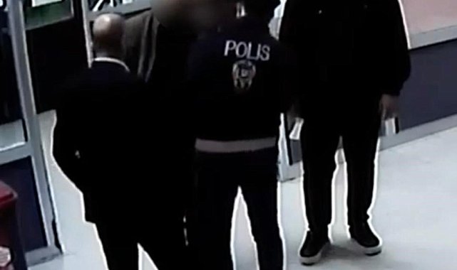 Özel düzenekle ehliyet sınavıra girmeye hazırlanan 2 kişi yakalandı