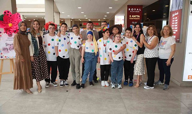 Özel öğrencilerin eserleri beğeni topladı