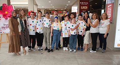 Özel öğrencilerin eserleri beğeni topladı
