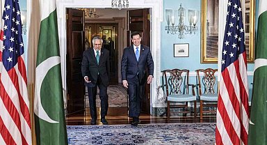 Pakistan Dışişleri Bakanı Dar, ABD'li mevkidaşı Rubio ile bir araya geldi