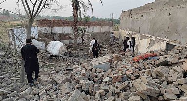 Pakistan'daki karakol saldırısında can kaybı 15'e yükseldi