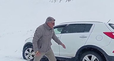 Palandöken geçidinde kar ve tipi etkili oluyor