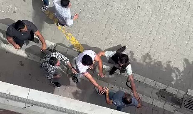Para vermeden traş oldu, berber "Bir daha gelme" deyince ortalığı birbirine kattı