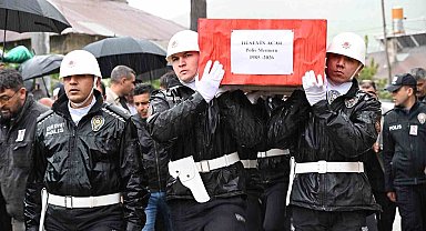 Polis memuru kalbine yenik düştü