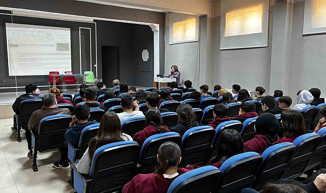"Ben Her Yerde Varım" projesiyle kalaycılık mesleği öğrencilere tanıtıldı
