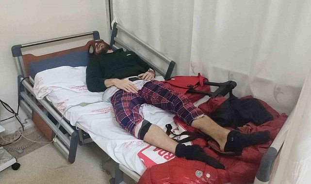 "Türk Örümcek Adam" yılan otu nedeniyle hastanelik oldu