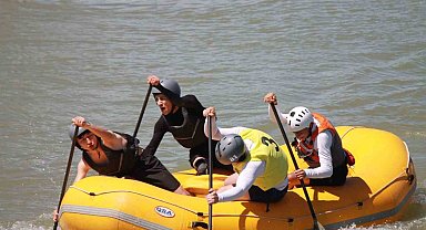 Raftingde Türkiye şampiyonasında önemli başarı