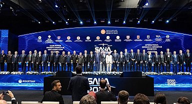 Rektör Çakmak, SAHA 2026'da savunma sanayii temsilcileriyle bir araya geldi