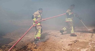 Reyhanlı'da samanlık yangını