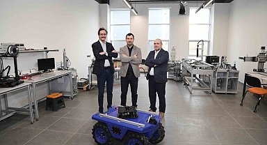 Robotlar artık görevleri kendileri paylaşacak: BTÜ'den yapay zekâ destekli yenilik