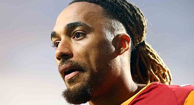 Sacha Boey, Galatasaray ile 100. resmi maçına çıktı