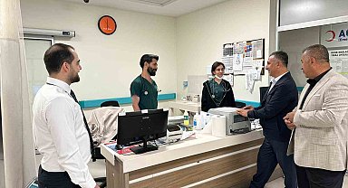 Sağlık-Sen Şırnak Şubesi'nden sağlık çalışanlarına bayram sürprizi