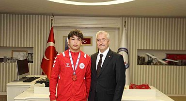 Şahinbeyli güreşçi Avrupa ikincisi