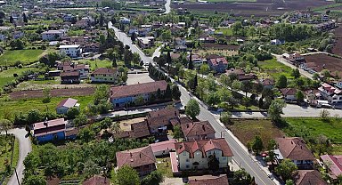 Sakarya Akyazı'nın 3 mahallesi sıcak asfaltta buluştu