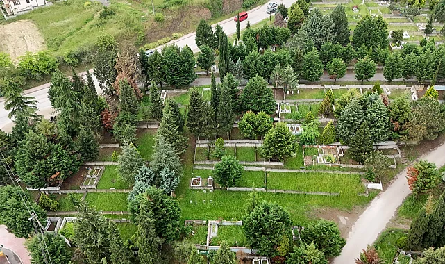 Sakarya'da mezarlıklarda bayram hazırlığı