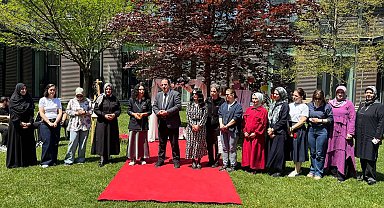 Sakarya'da özel gereksinimli bireylerin annelerine anneler günü sürprizi