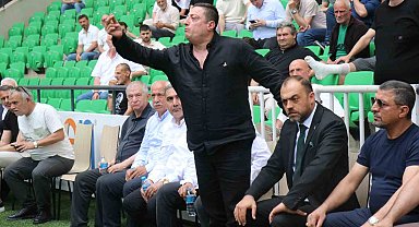 Sakaryaspor kongresinde arbede: Seçim ertelendi
