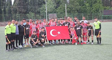 Salihli Ülküspor'dan erken şampiyonluk