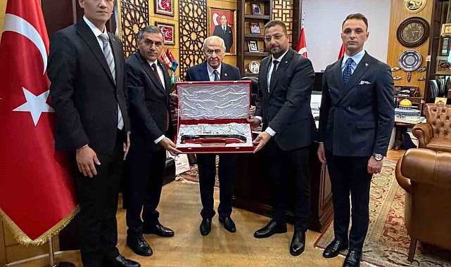 Samsun heyeti, MHP lideri ile buluştu