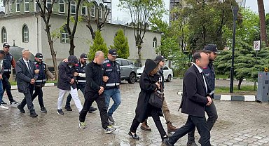 Samsun'daki rüşvet operasyonunda 4'ü doktor 8 kişi adliyeye sevk edildi