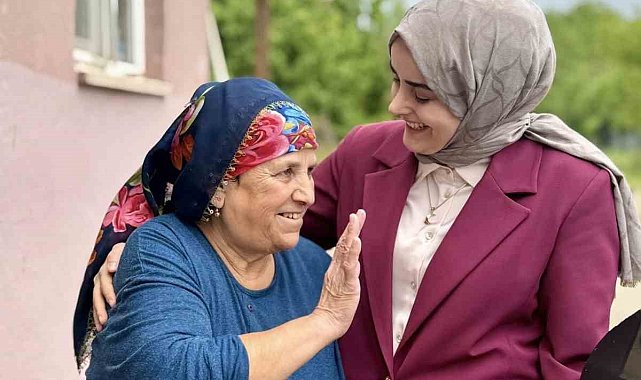Sebahat teyzenin duası Kaymakam Kılıç'ı duygulandırdı