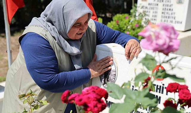Şehit annesi: "Yaşıyor muyum yaşamıyor muyum bilmiyorum"