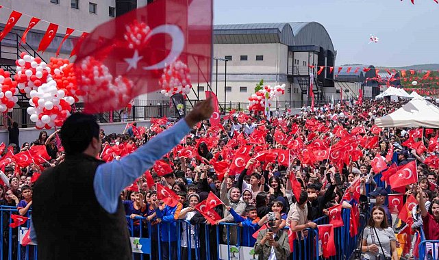 Şehitkamil'de 15 bin kişilik dev konser